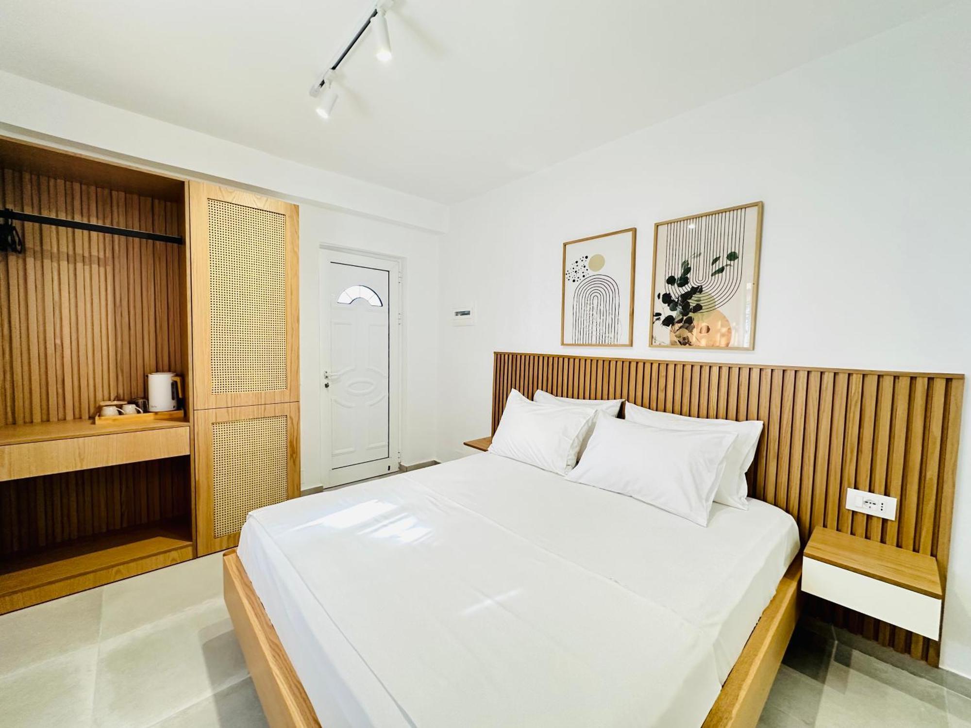 Potami Seashell Hotel Himare Buitenkant foto
