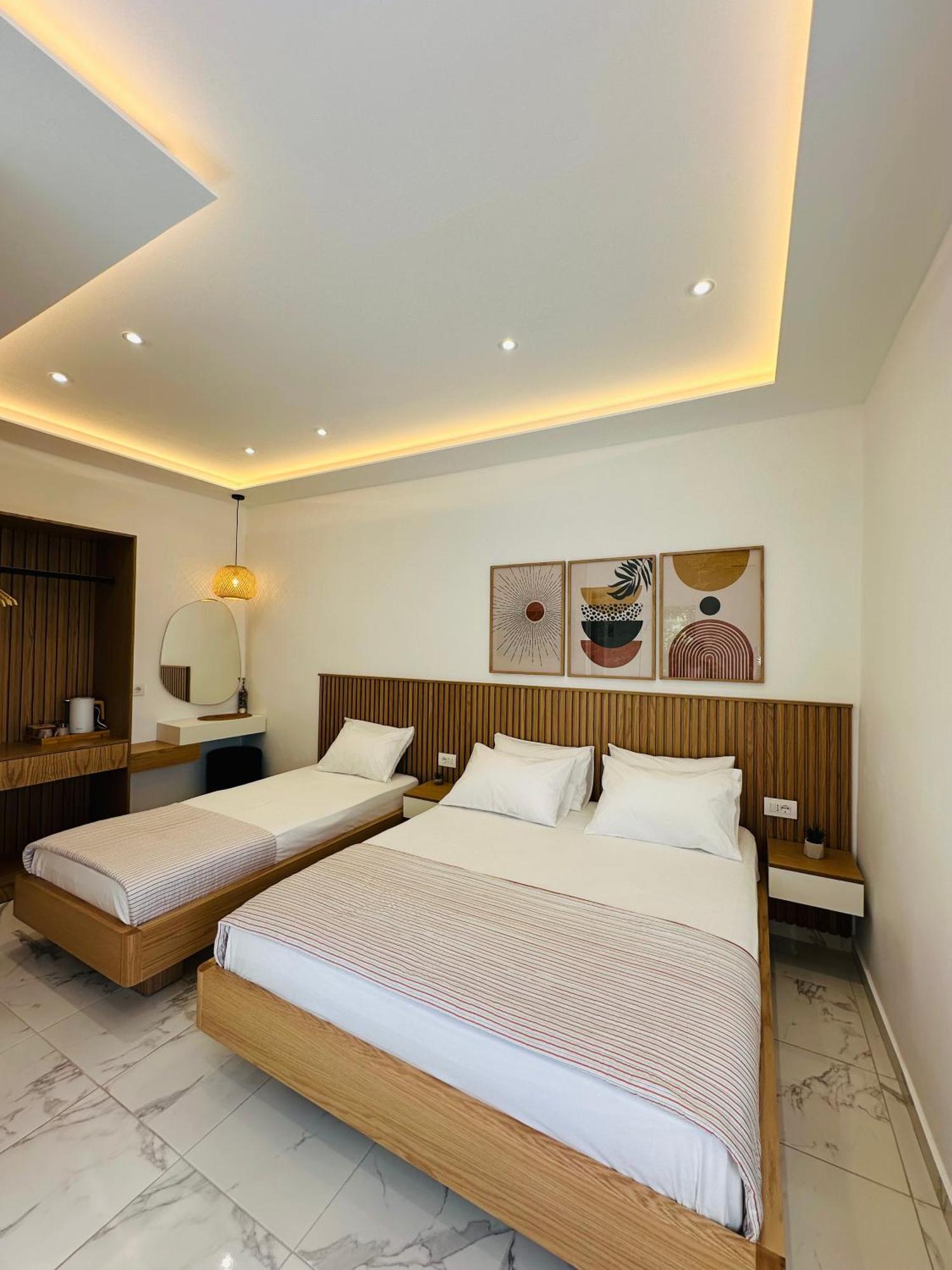 Potami Seashell Hotel Himare Buitenkant foto