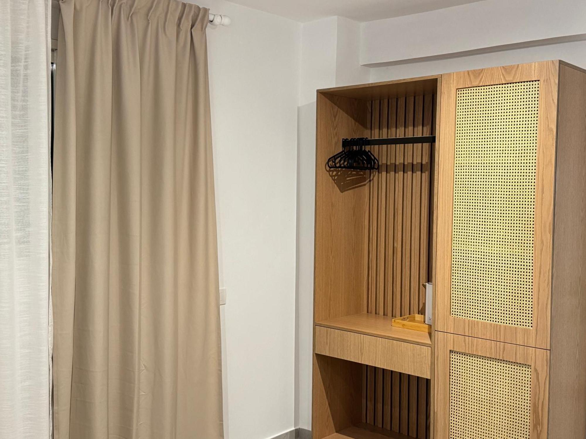 Potami Seashell Hotel Himare Buitenkant foto