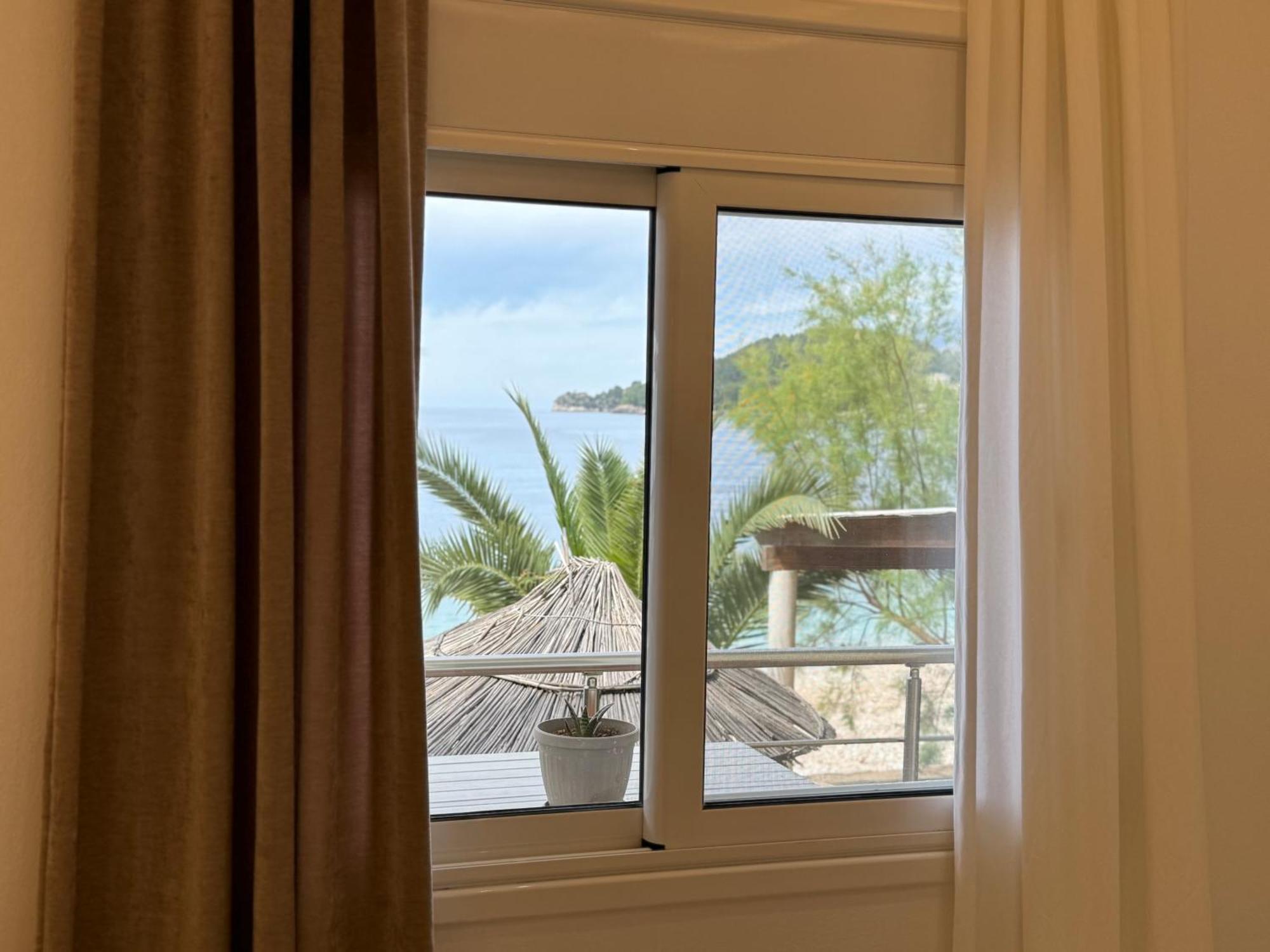 Potami Seashell Hotel Himare Buitenkant foto