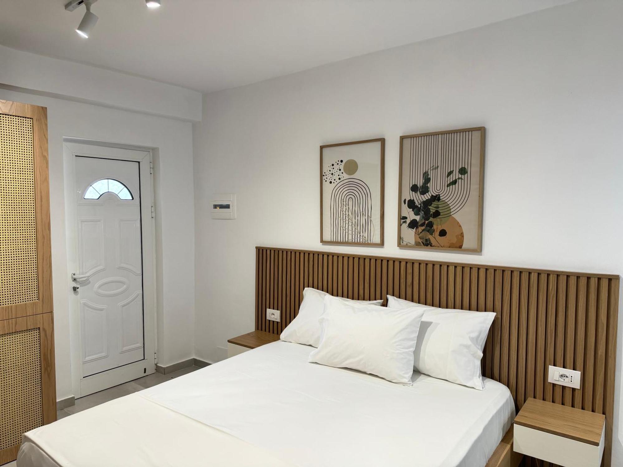 Potami Seashell Hotel Himare Buitenkant foto
